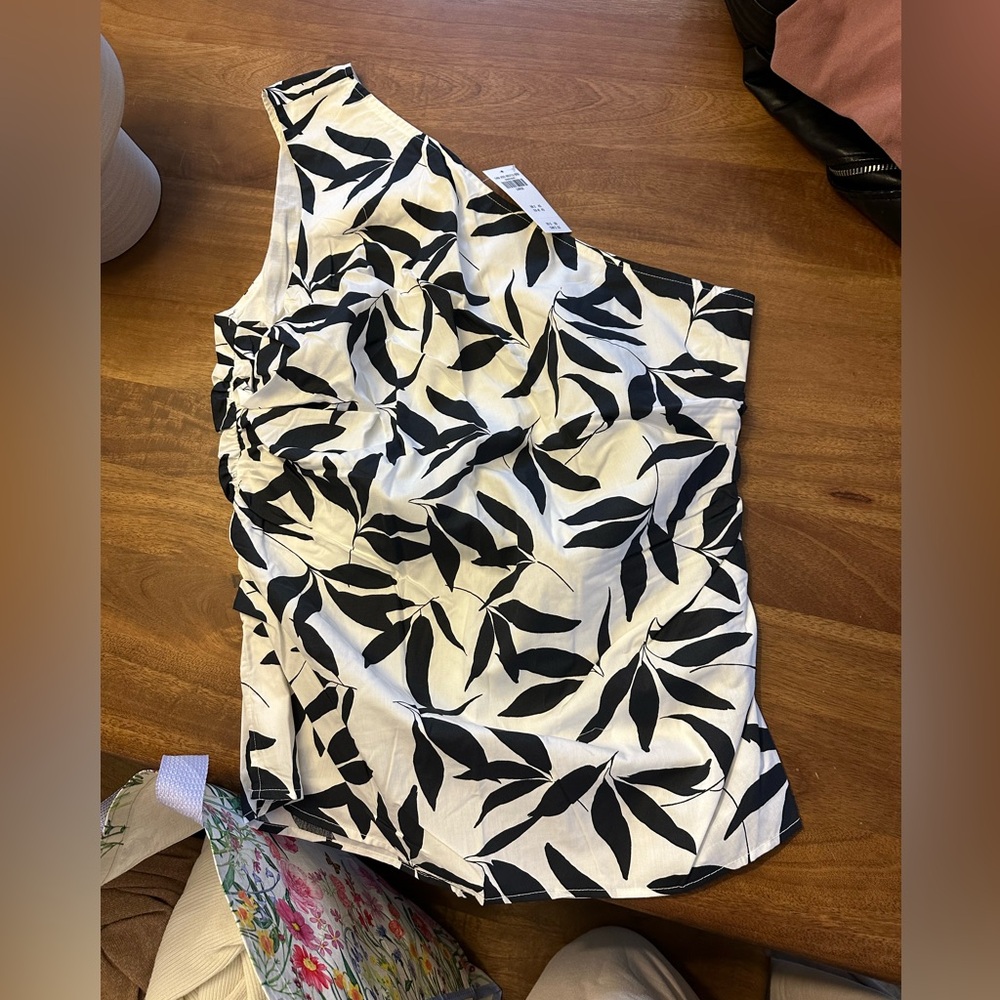 COPY - NWT one shoulder top